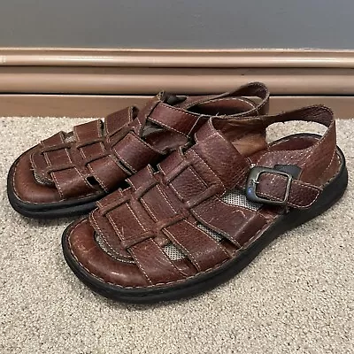 Born Sandals Mens 11 Fisherman Buckle Strap Flats M5494 Brown Leather Casual • $24.99