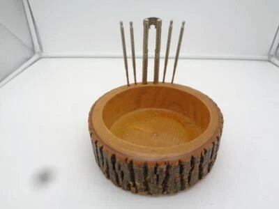 $24.99 • Buy Vintage 8  Dia Rustic Wood Tree Bark Nut Bowl HMQ Nutcracker Set W/ 4 Picks