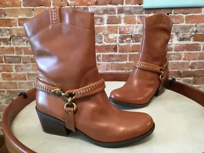 B Makowsky Hudson Cognac Leather Removable Harness Boots New • $39.95