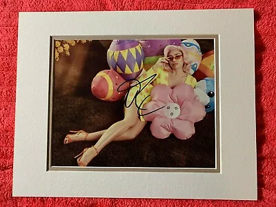 Miley Cyrus Autographed 8x10  Photo Matted To 11x14 Frame • $74.99