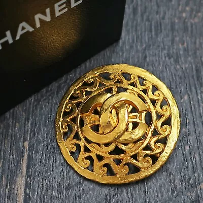 CHANEL Gold Plated CC Logos Round Vintage Pin Brooch #402c Rise-on • $479.25