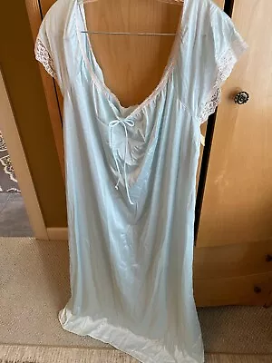 $17.49 • Buy Nwt Val Mode Usa Made Blue Lace Ss Nightgown Womens Sz M Medium