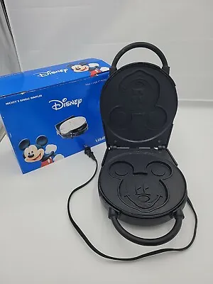 VillaWare Mickey S Waffler Single Disney Mickey Mouse Waffler Maker 5555-01 • $35.50