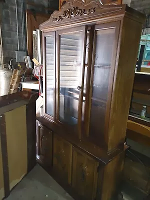 China Cabinet Vintage • $100