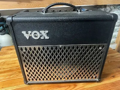 Vox DA15 Digital Guitar Combo Amplifier • $110