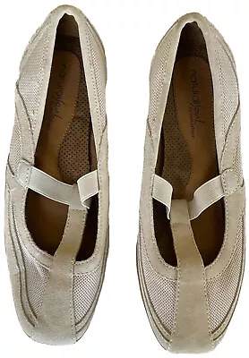 Natural Soul Falton Women’s Size 9.5 Tan Suede T-Strap Mary Jane Shoe • $27.99