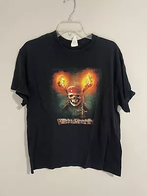 Disney Pirates Of The Caribbean T Shirt Dead Man’s Chest Men’s L • $14.99