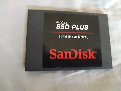 SanDisk SDSSDA-240G-G26 240GB SATA III 2.5 Inch Internal SSD • £15