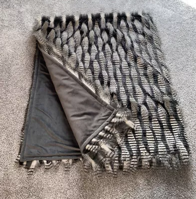 Z. Gallerie Feather Throw • $60