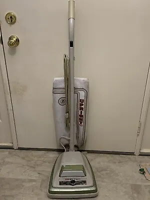 RARE Vintage EUREKA Upright Vacuum Cleaner Model 2033 • $99.99