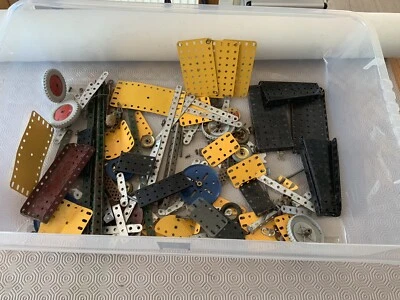 £9.99 • Buy Vintage Meccano Job Lot Includes Wheels Pulleys Nuts/bolts Many Parts See Photos