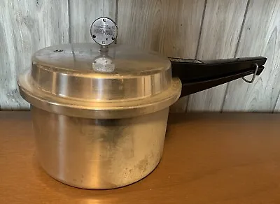 Mirro Matic Vintage 4qt Aluminum Pressure Cooker M-0294 • $18