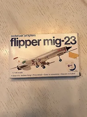 Pocket Pak Jet Fighter Flipper Mig-23 Kit 1/144 Scale 8461F:49 • $9