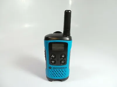 1 Motorola Talkabout T100TP Walkie Talkie Two Way Radio Blue • $19.25