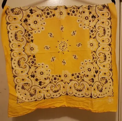 Vintage Yellow Bandana - Paisley 100% Cotton Crafted In America USA PN 15187 • $19.95