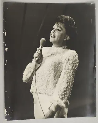 HOLLYWOOD JUDY GARLAND SINGING SAMMY DAVIS SHOW 1966 PORTRAIT PHOTO Oversize XXL • $119.99