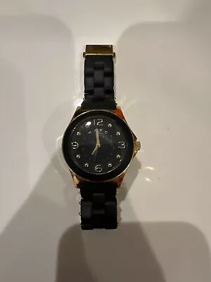 Marc Jacobs Women’s Black And Gold Dial Watch - Pre Owned  • $15.65