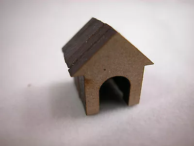 Dollhouse Miniature 1/4  Scale 1: 48  Dog House  #Z234 • $5.95