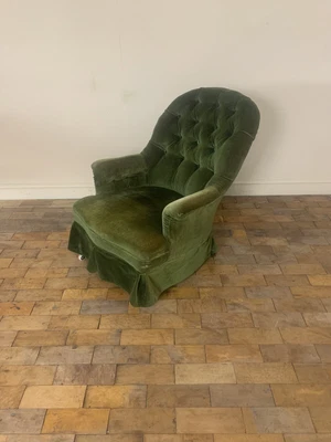 £25 • Buy Antique Green Velevet Victorian Armchair