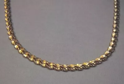 Vintage Gold Tone Metal Textured Chain Necklace Unique Beautiful Unusual Twist • $17.95