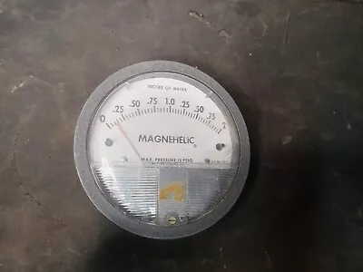 Dwyer Magnehelic 0 To 2 Differential Pressure Gage 2002C  • $4.99