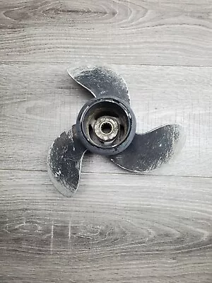 Johnson Evinrude 15 Hp 2 Stroke Propeller 9.5 X 10 • $29.99