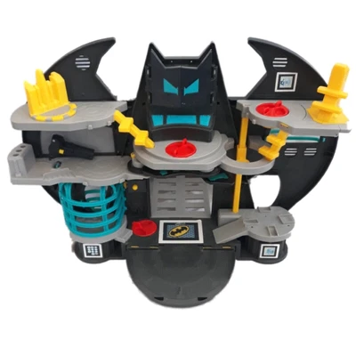 Imaginext Batman Gotham City BATMAN & ROBIN BAT CAVE • £12.99