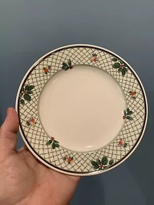 Mikasa Christmas Story 6 3/4” Bread & Butter Plates~Set Of 4~Excellent! • $29.99