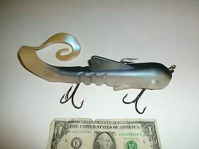 Musky Innovations Magnum SHALLOW Bull Dawg Musky Muskie Lure - Used • $14.99