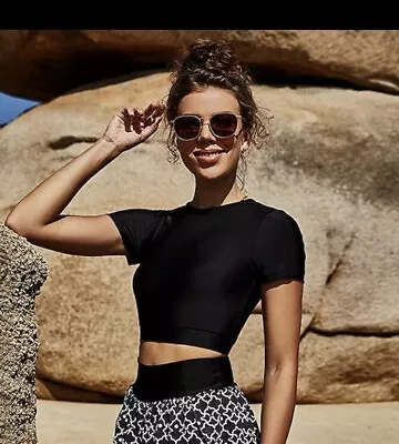£22 • Buy Cap-sleeved Black Bikini Crop-Top Size 8-10, UV Protection - Swim/paddle Board