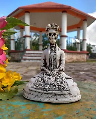 Santa Muerte Statue Catrina Mexican Art Dia De Los Muertos Skeleton Figurine 4  • $44.99