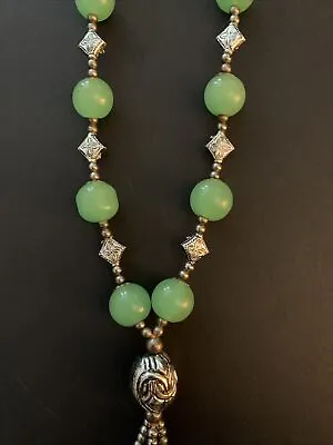 Vintage Green Glass Bead Necklace Silvertone Unique • $40