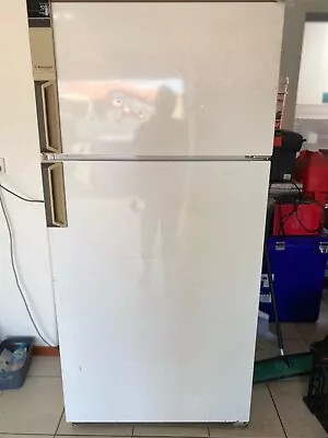 $150 • Buy Fridge 522Ltr $150