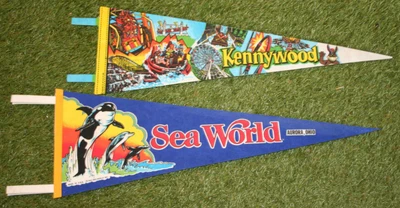 $24.50 • Buy 2 Vtg. Amusement Park Pennants, Kennywood (Pittsburgh) & Sea World (Aurora)