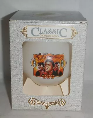 Elvis Presley Thats All Right Mama Glass Ball Christmas Ornament Topperscot 1994 • $18.99