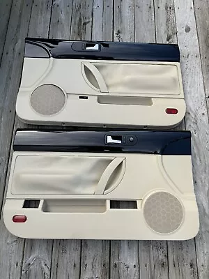 2003-2010 VW Volkswagen Beetle CONVERTIBLE Door Panels Black/Tan • $899.99