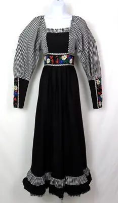 Vtg 1969 Gunne Sax By Jessica Prairie Dress Floral Embroidery Rare Black Label • $284.95