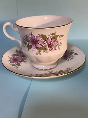 Vintage Queen Anne Tea Cup Saucer Gold Floral Fine Bone China From England • $20