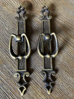 $17.99 • Buy 2 Vintage English Tudor Antique Bronze Cabinet Pull Backplate Door Pull Knocker