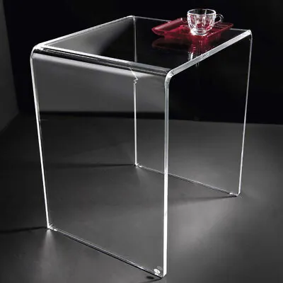 Comodino L50 Tavolino luminoso con ripiano portaoggetti in plexiglass.