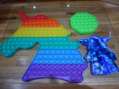 £5 • Buy Fidget Popper Toy Bundle Vgc