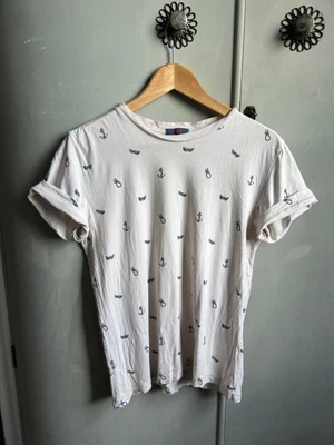 £2 • Buy Nautical Cream & Black Tshirt Anchors Knots Shipster Size Small Fisherman
