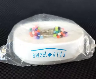 Sweet Arts White Magnetic Sewing Pincushion With Plastic Head Pins • $12