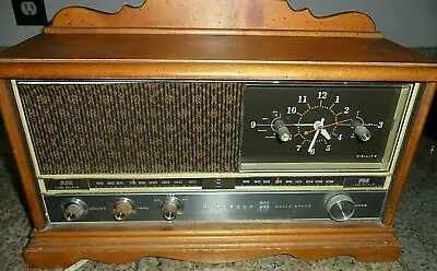Rare Vintage Motorola AM Clock Radio Large Wood Model TC30ES  Working • $169