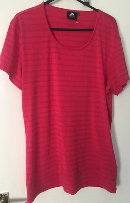 £4 • Buy Pink Striped  LADIES MOUNTAIN  EQUIPMENT  T SHIRT SZ 16 Vgc