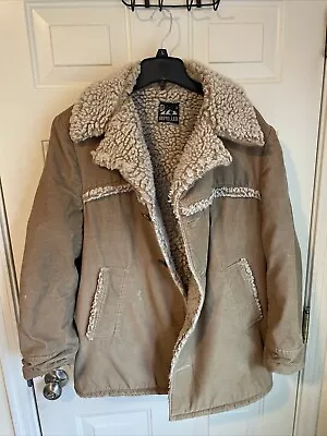 Vintage 1970s Corduroy Jacket Men’s Size 42 Sherpa Lined Trucker Coat Repeller • $100