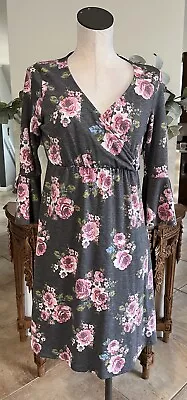 Planet Motherhood Women Small Gray Floral Bell Sleeve Faux Wrap Dress AA • $12.99