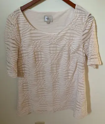 ECI New York Womens Size L Short Sleeve Top Cream Burnout Lined Scoop Neck • $12.95