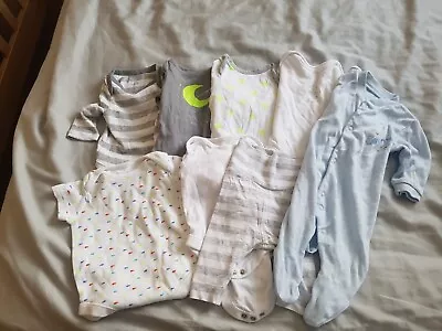 Baby Clothes Bundle 0-3 Months • £10