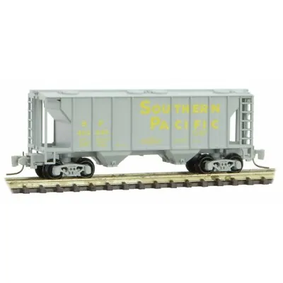 Z Scale - MICRO-TRAINS LINE 531 00 271 SOUTHERN PACIFIC 2-Bay Covered Hopper Car • $20.76